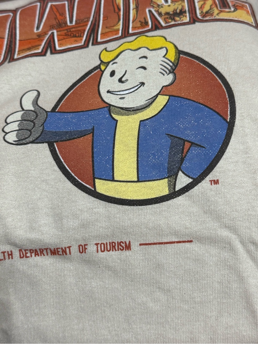 Fallout Loot Crate Exclusive Visit The Glowing Sea Graphic T-Shirt Tan Size L - Picture 4 of 12